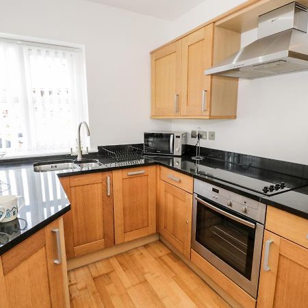 Tides Apartment Benllech Luaran gambar