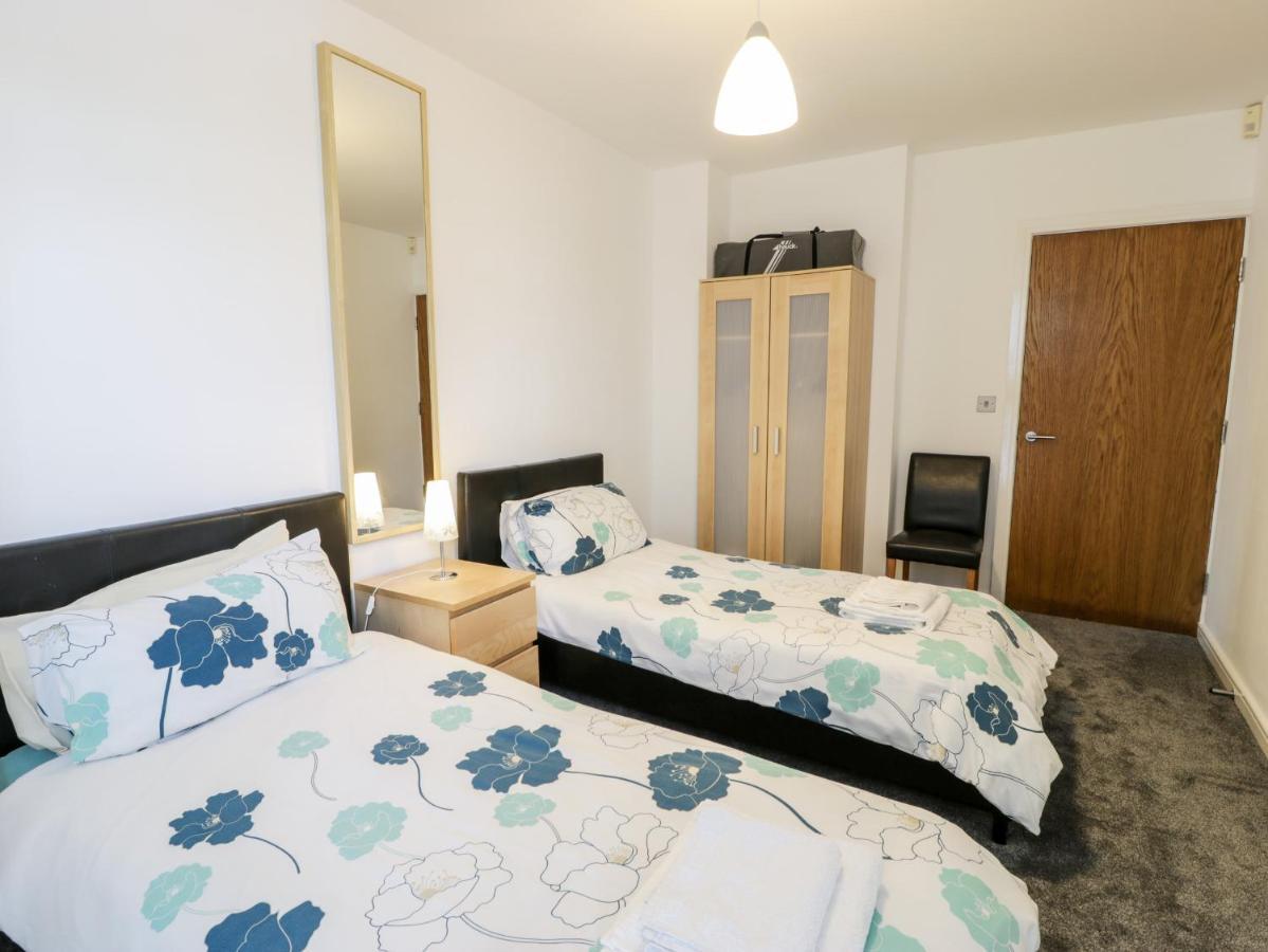 Tides Apartment Benllech Luaran gambar