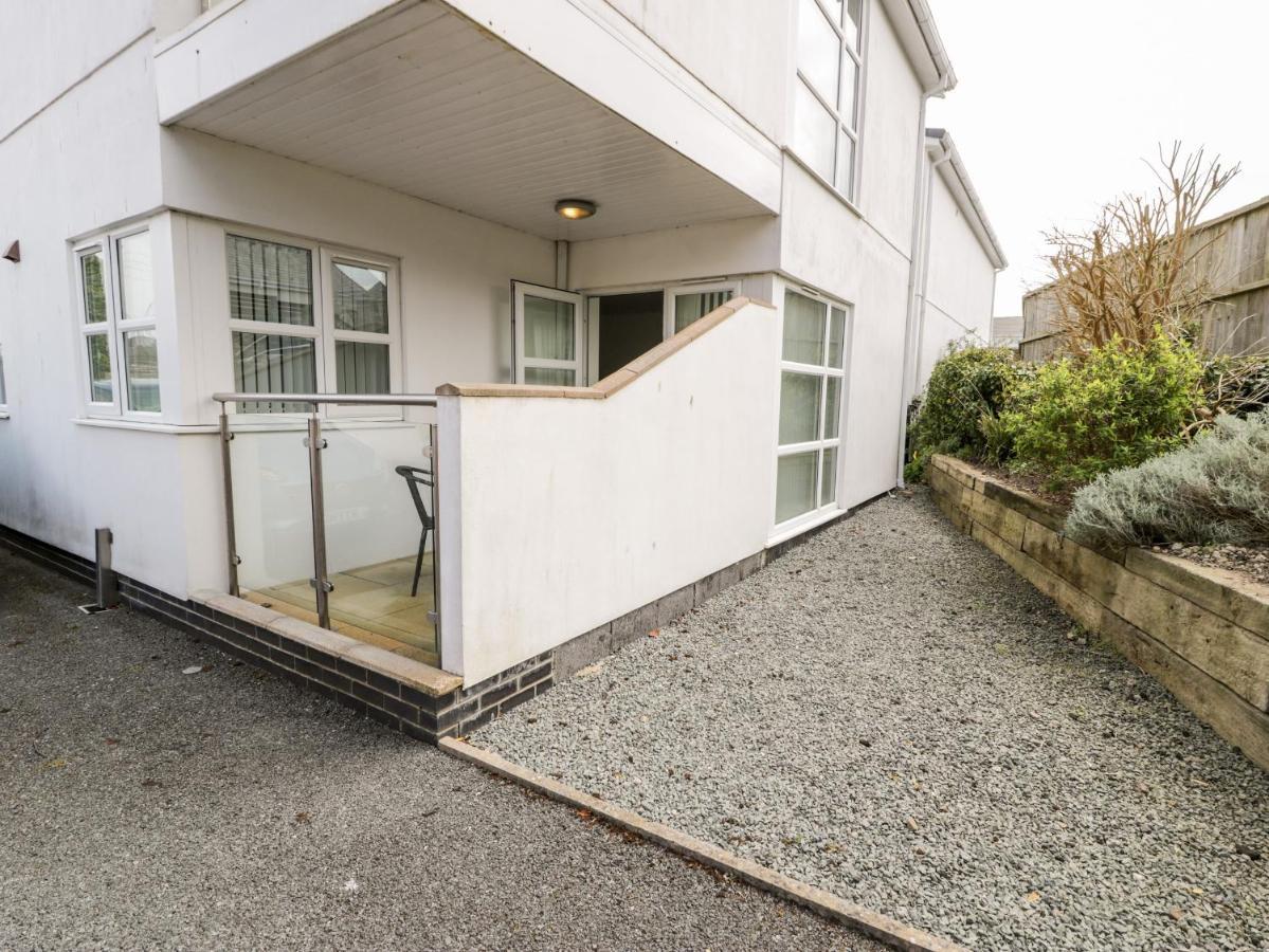 Tides Apartment Benllech Luaran gambar
